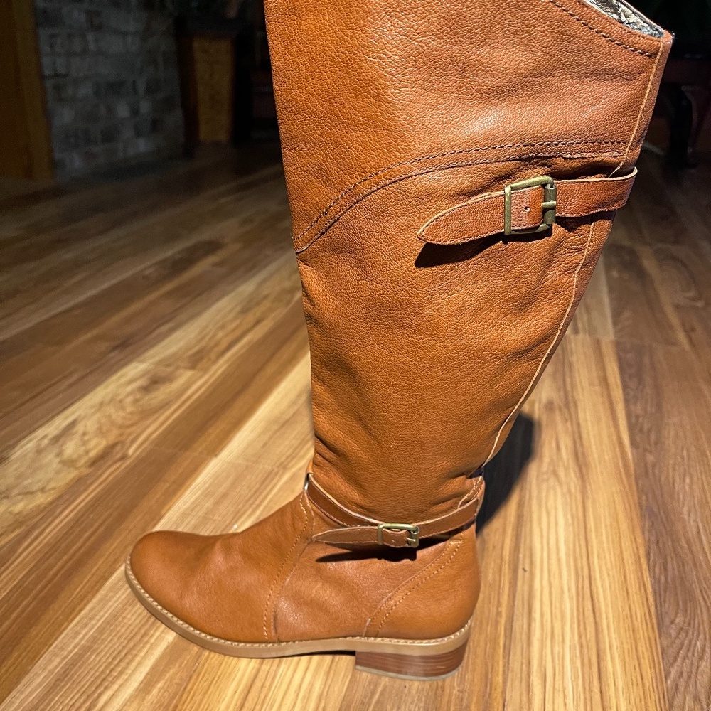 Knee high boot